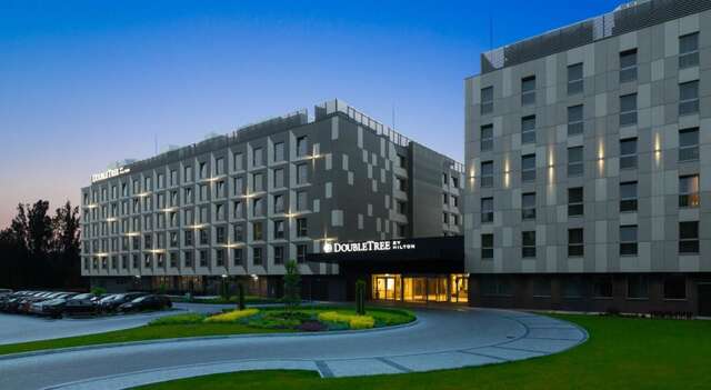 Отель DoubleTree by Hilton Krakow Hotel & Convention Center Краков-29